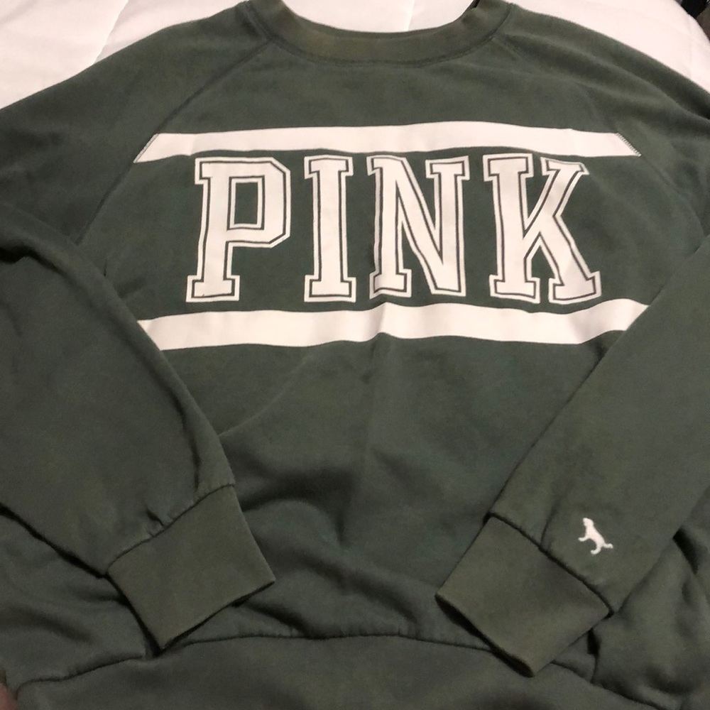 pink/vs crew neck
